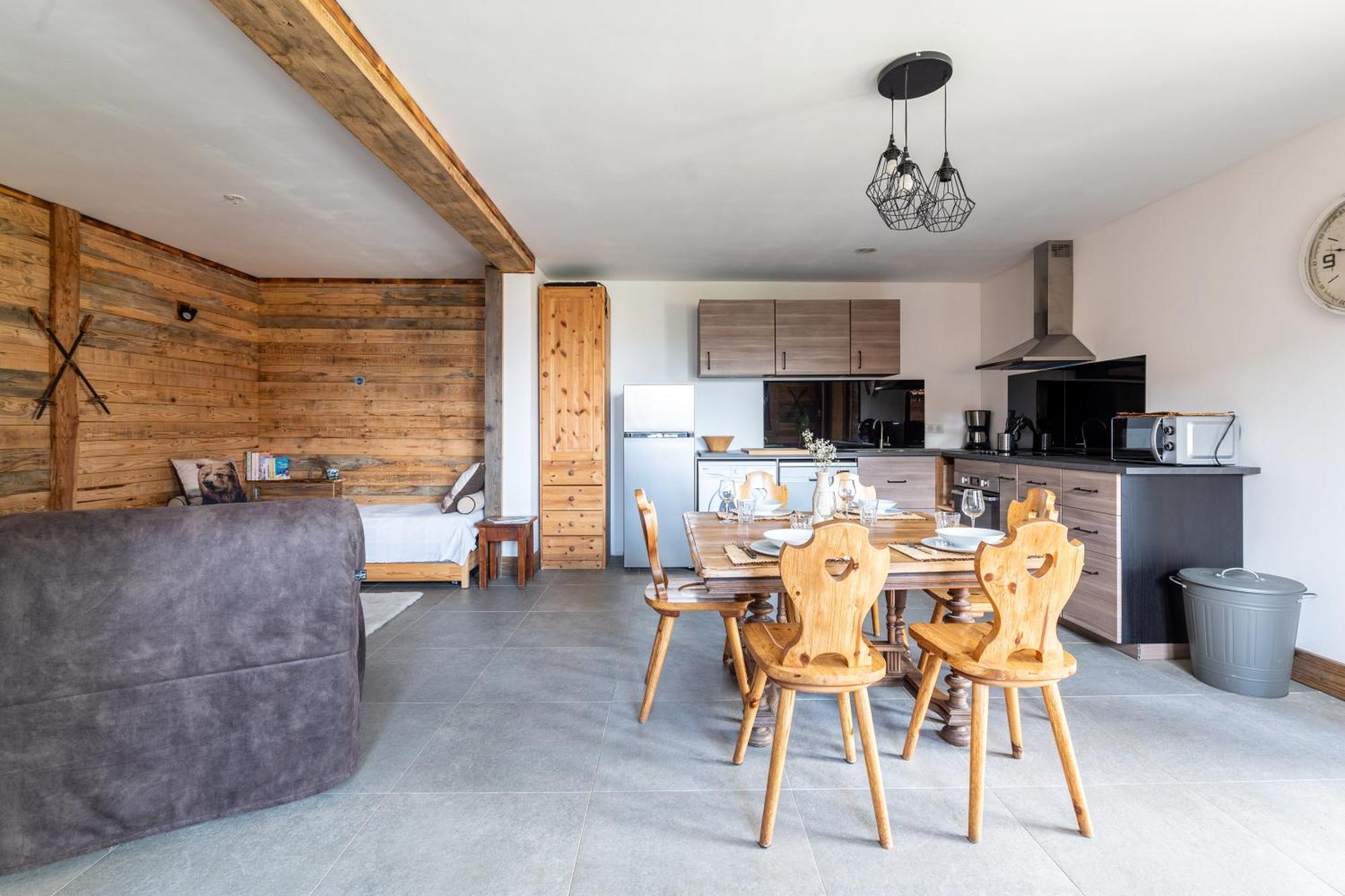 La Du Cerf Apartment *